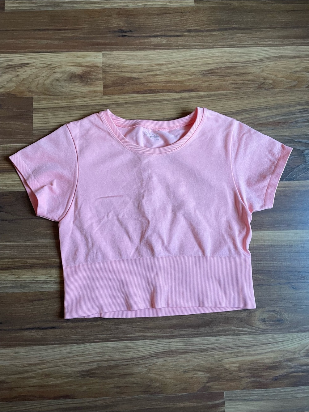 OFFLINE By Aerie Sidewalk Seamless Cropped T-Shirt Size Large